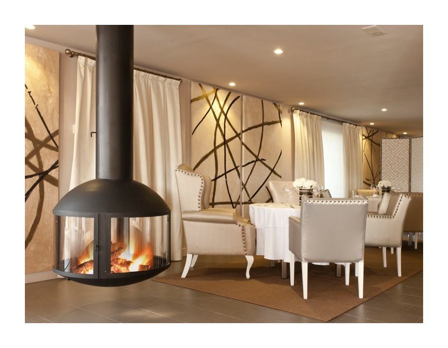 Камин дровяной Focus Agorafocus 850