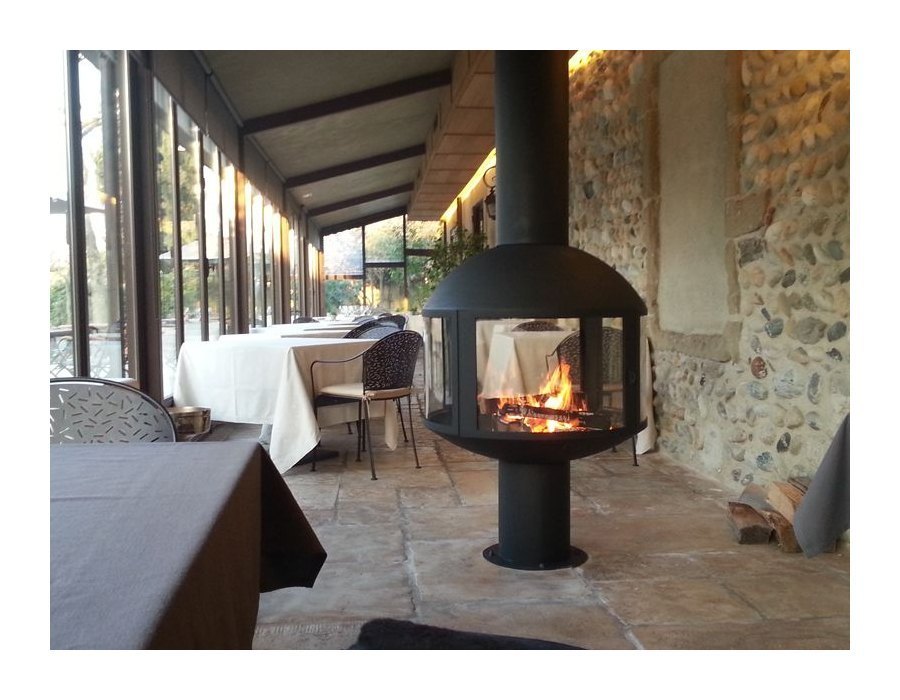 Камин дровяной Focus Agorafocus 850