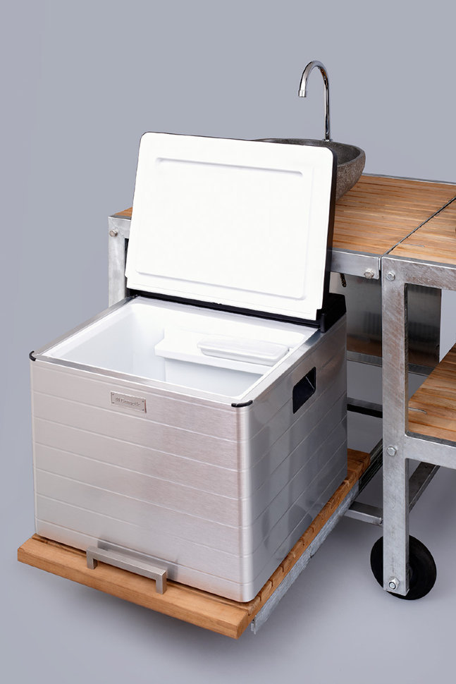 Барбекю-кухня Monolith