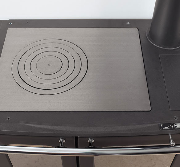 Чугунная отопительно варочная печь La Nordica Sovrana Evo