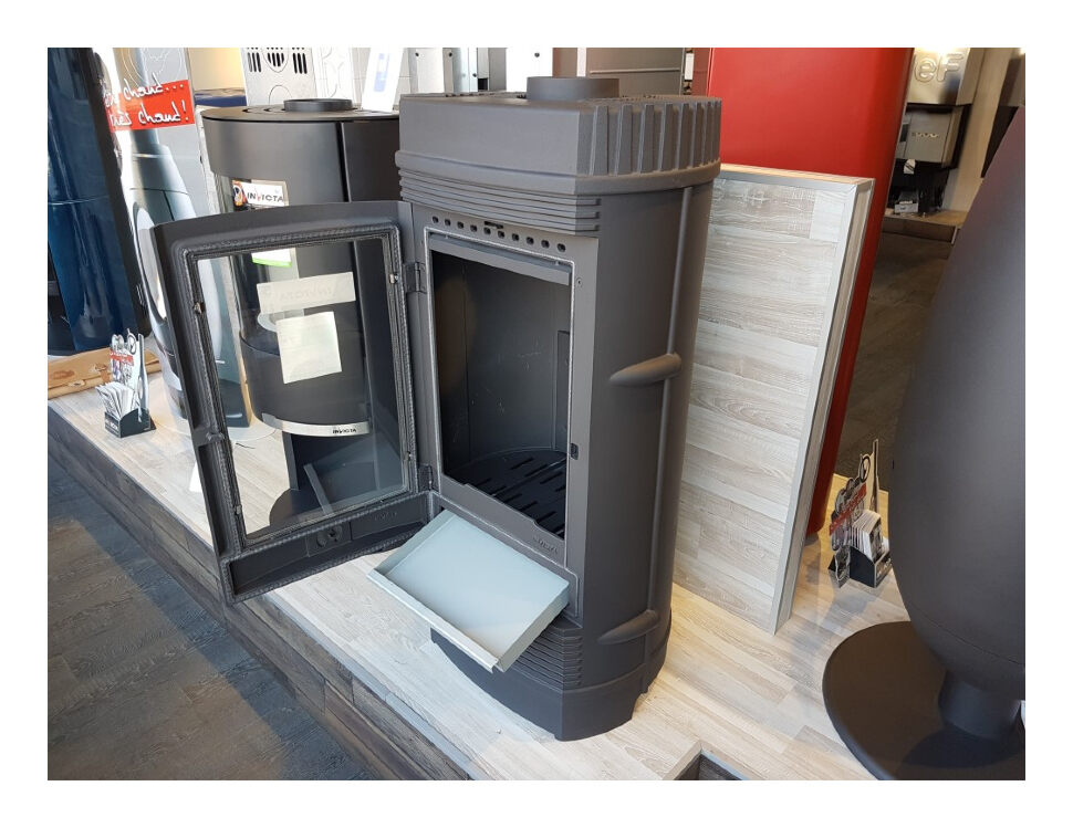 Печь-камин Invicta Gomont